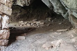 Black Cave image