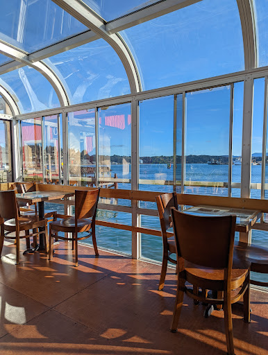 Coffee Shop «Bayscapes Gallery & Coffee house», reviews and photos, 333 SW Bay Blvd, Newport, OR 97365, USA