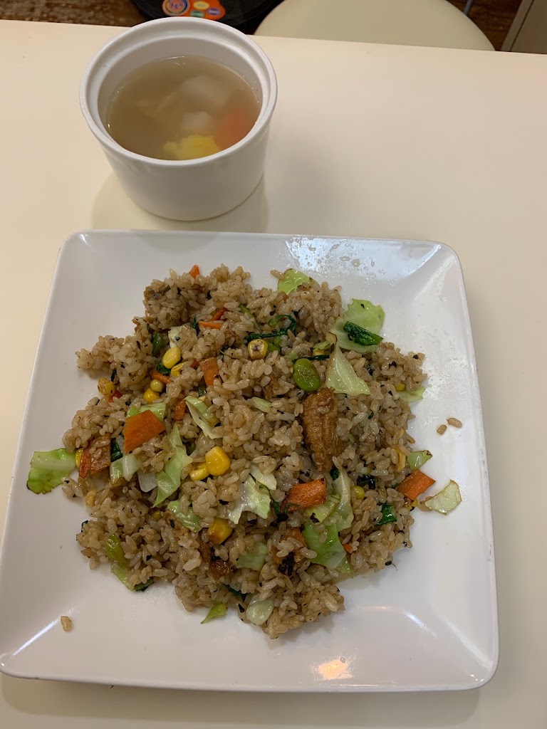 Loving Hut 愛家國際餐飲 宜蘭新月店 的照片