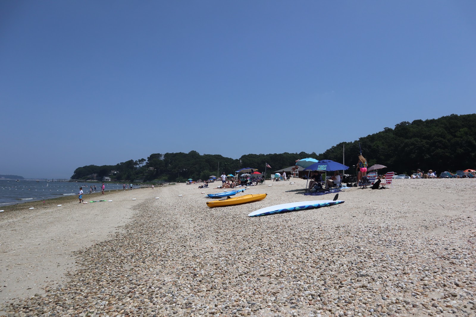 Foto von Centerport Beach mit gerader strand