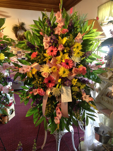 Florist «Old Town Flowers and Gifts», reviews and photos, 79 Main St NW b, Lilburn, GA 30047, USA