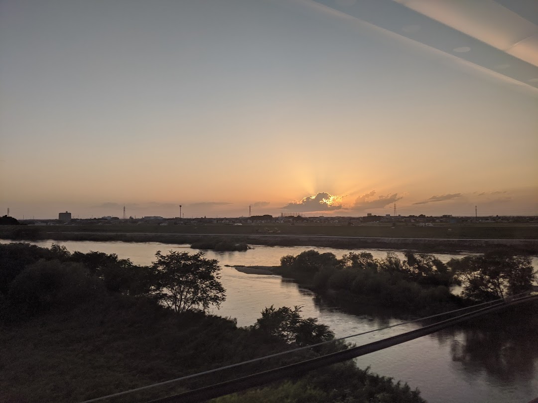 川島河川敷公園