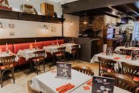 Atmosphère du Restaurant italien Chez Carlo Cordeliers - Pizzas au feu de bois à Lyon - n°20