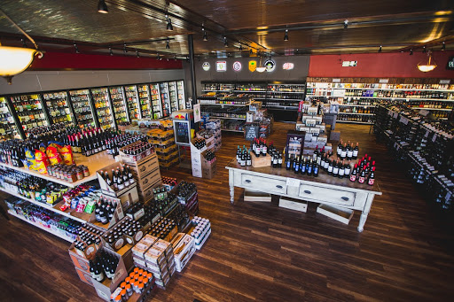 Liquor Store «Plaza Liquor», reviews and photos, 4500 Belleview Ave, Kansas City, MO 64111, USA