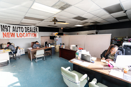 Used Car Dealer «AMC Auto», reviews and photos, 30030 Groesbeck Hwy, Roseville, MI 48066, USA