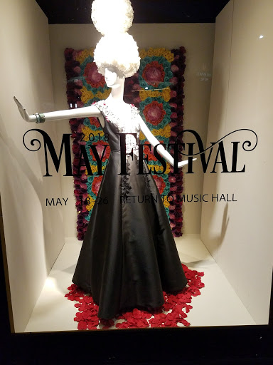 Department Store «Saks Fifth Avenue», reviews and photos, 101 W 5th St, Cincinnati, OH 45202, USA