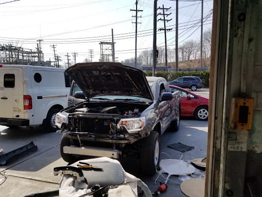 Auto Body Shop «C & C Auto Body Shop», reviews and photos, 99 Plainfield Ave, Floral Park, NY 11001, USA