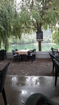 Atmosphère du Restaurant Le Chalet Du Lac à La Roche-de-Rame - n°12