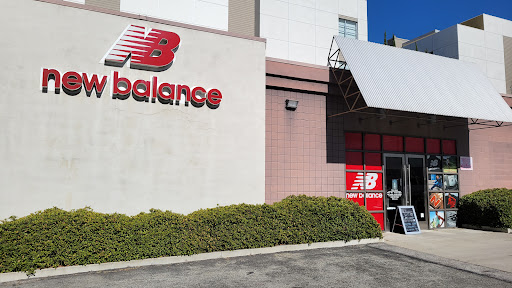 Shoe Store «New Balance», reviews and photos, 270 S Arroyo Pkwy, Pasadena, CA 91105, USA