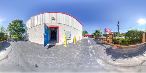 Self-Storage Facility «CubeSmart Self Storage», reviews and photos, 1730 Irving Park Rd, Schaumburg, IL 60193, USA