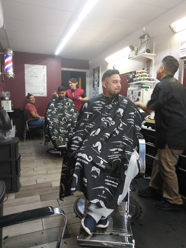 Barber Shop «Straight Blades Barbershop», reviews and photos, 2121 Pleasanton Rd, San Antonio, TX 78221, USA