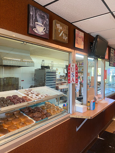 Donut Shop «Tastee Donuts», reviews and photos, 4950 S Washington Ave, Titusville, FL 32780, USA