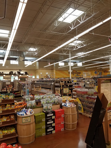Grocery Store «Fresh Thyme Farmers Market- Downers Grove», reviews and photos, 325 Ogden Ave, Downers Grove, IL 60515, USA