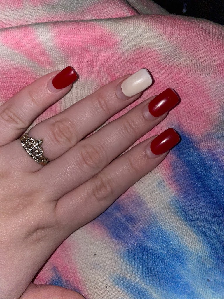 Nail Experts 21220