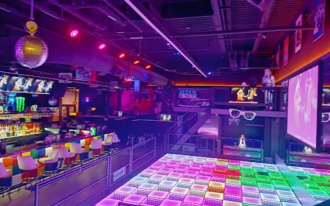 Throwback Arcade Lounge image