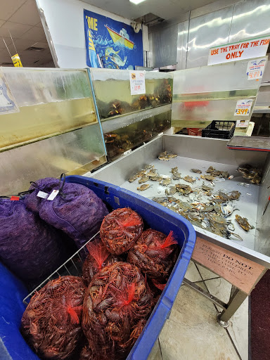 Asian Grocery Store «Nguyen Loi Oriental Supermarket», reviews and photos, 5302 E Belknap St # C, Haltom City, TX 76117, USA