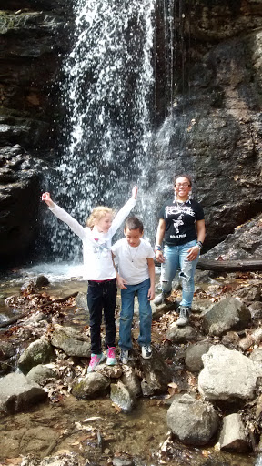 Tourist Attraction «Black Ledge Falls», reviews and photos, Hebron Ave, Glastonbury, CT 06033, USA