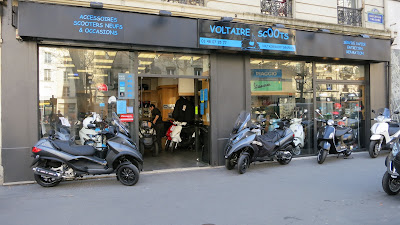 voltaire scoots à Paris