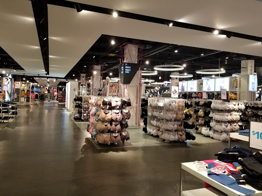 Clothing Store «Primark», reviews and photos, 160 N Gulph Rd, King of Prussia, PA 19406, USA