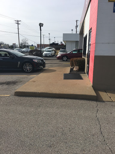 Oil Change Service «Jiffy Lube», reviews and photos, 14701 Manchester Rd, Ballwin, MO 63011, USA