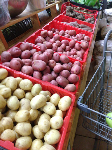 Grocery Store «Towne Market, Halal Meat», reviews and photos, 120 Cambridge St, Burlington, MA 01803, USA