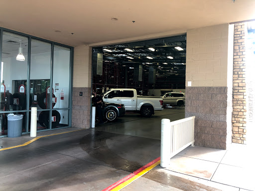 Tire Shop «Discount Tire Store - Scottsdale, AZ», reviews and photos, 20555 N Scottsdale Rd, Scottsdale, AZ 85255, USA