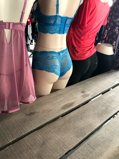 Flea Market «Parkland Flea Market & Restaurant», reviews and photos, 4994 Murfreesboro Rd, Lebanon, TN 37090, USA