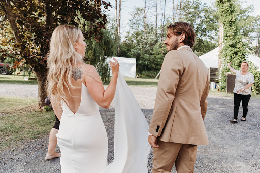 Wedding Planner «Hudson Valley Ceremonies - Wedding Officiants and Planners», reviews and photos, 6805 U.S. 9 #30, Rhinebeck, NY 12572, USA