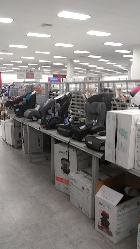 Clothing Store «Burlington Coat Factory», reviews and photos, 7747 Mall Rd, Florence, KY 41042, USA