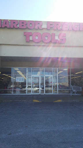 Hardware Store «Harbor Freight Tools», reviews and photos, 34600 Vine St, Eastlake, OH 44095, USA