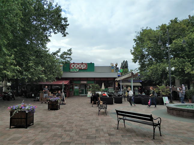 Opinii despre COOP ABC în Balatonalmádi - Szupermarket