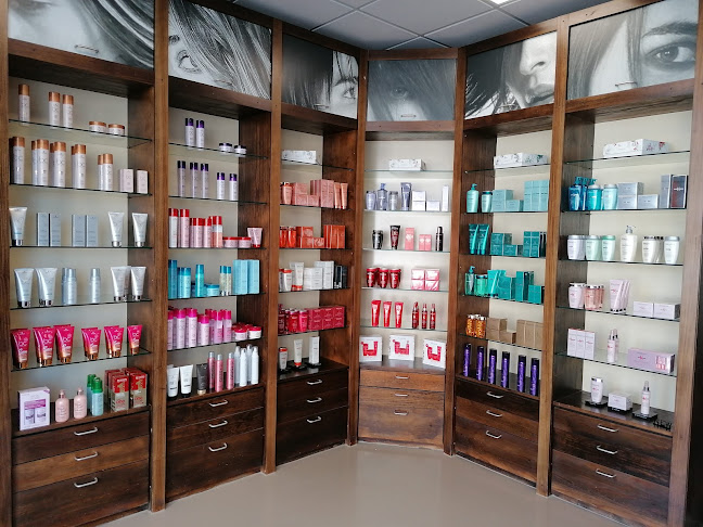 Amadeu Correia Cabeleireiros - Cabeleireiro