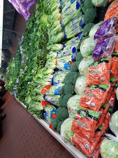 Produce Market «Morse Fresh Market», reviews and photos, 1430 W Morse Ave, Chicago, IL 60626, USA