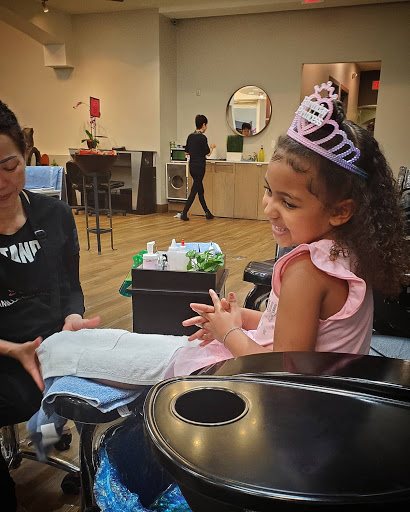 Day Spa «Camilla Day Spa: Aveda Lifestyle Salon», reviews and photos, 9267 W Atlantic Blvd, Coral Springs, FL 33071, USA