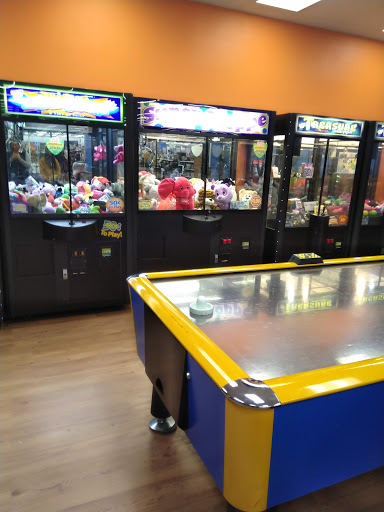 Shopping Mall «Faribo West Mall», reviews and photos, 200 Western Ave NW, Faribault, MN 55021, USA