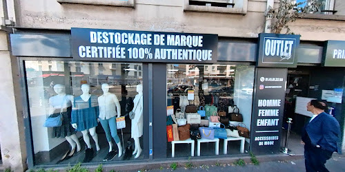 Magasin de vêtements Outlet City Aubervilliers