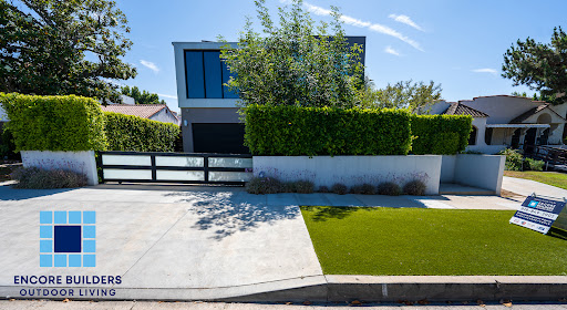 Encore builders image