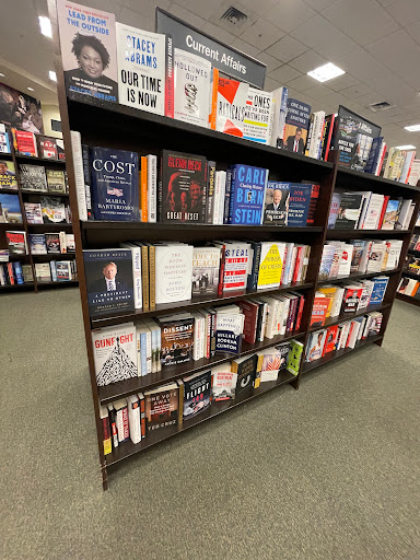 Book Store «Barnes & Noble», reviews and photos, 5101 Main St, Williamsburg, VA 23188, USA