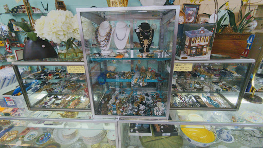 Thrift Store «Thrift Store City», reviews and photos, 1760 E Little Creek Rd, Norfolk, VA 23518, USA