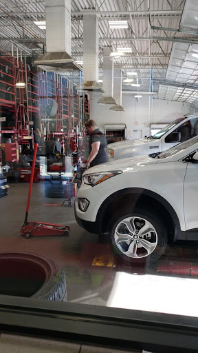 Tire Shop «Discount Tire Store - Queen Creek, AZ», reviews and photos, 21505 S Ellsworth Loop, Queen Creek, AZ 85142, USA