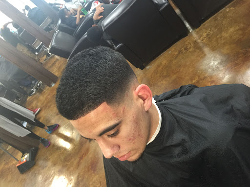 Barber Shop «CuttingKings Barbershop», reviews and photos, 891 Glynn St N, Fayetteville, GA 30214, USA