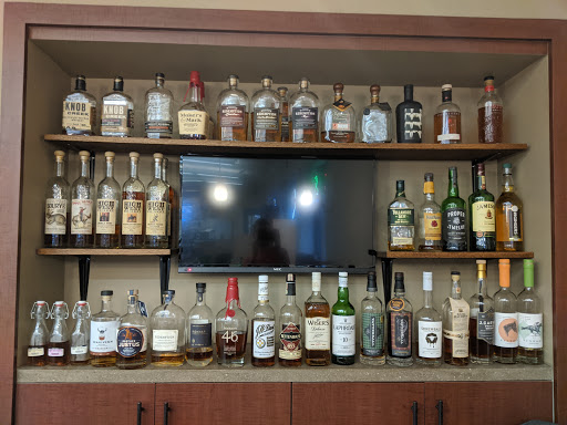 Liquor Store «Edina Liquor - Grandview», reviews and photos, 5013 Vernon Ave S, Edina, MN 55436, USA