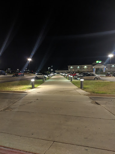 Movie Theater «Regal Cinemas Southwind 12», reviews and photos, 3433 Iowa St, Lawrence, KS 66046, USA