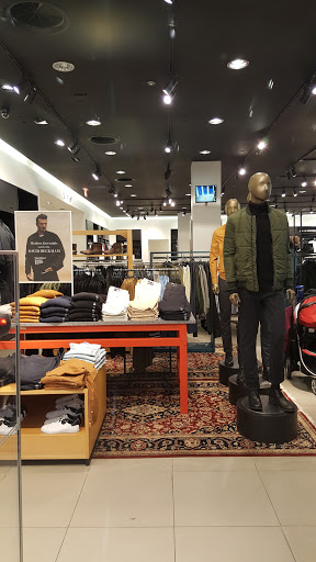 Clothing Store «H&M», reviews and photos, 410 Palladio Pkwy, Folsom, CA 95630, USA