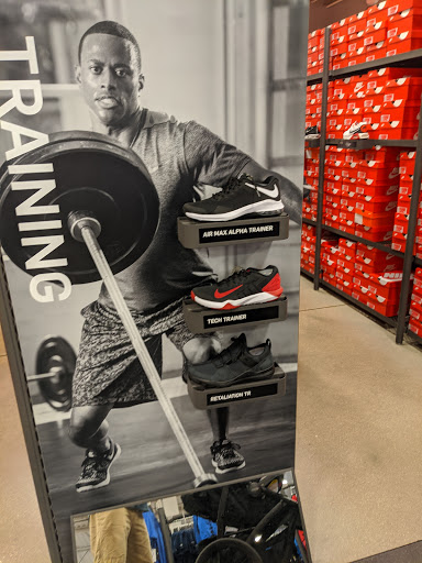 Clothing Store «Nike Factory Store», reviews and photos, 10801 Corkscrew Rd D-177, Estero, FL 33928, USA