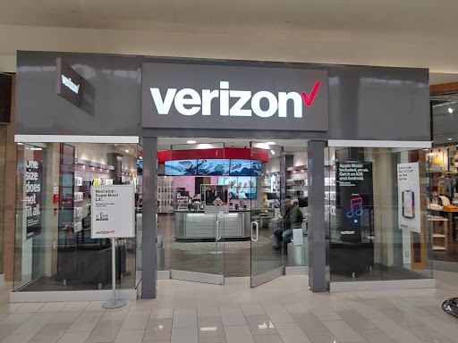 Verizon Authorized Retailer – Cellular Sales, 2001 South Rd Ste C-104, Poughkeepsie, NY 12601, USA, 