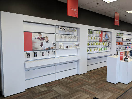 Cell Phone Store «CellOnly - Verizon Wireless Premium Retailer», reviews and photos, 304 19th Ave N c, Princeton, MN 55371, USA