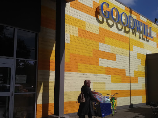 Thrift Store «Goodwill», reviews and photos