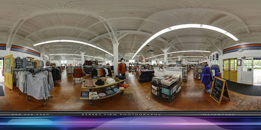 Clothing Store «Pendleton Washougal Mill Store», reviews and photos, 2 Pendleton Way, Washougal, WA 98671, USA