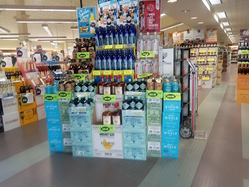 State Liquor Store «NH Liquor & Wine Outlet», reviews and photos, 500 Woodbury Ave, Portsmouth, NH 03801, USA